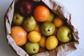 фрукты в мешке