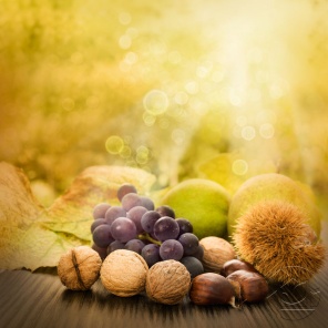 орехи и виноград