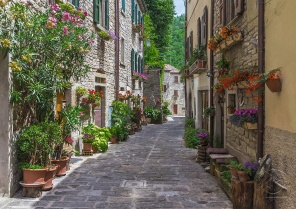 Средиземноморская улица Тосканы
