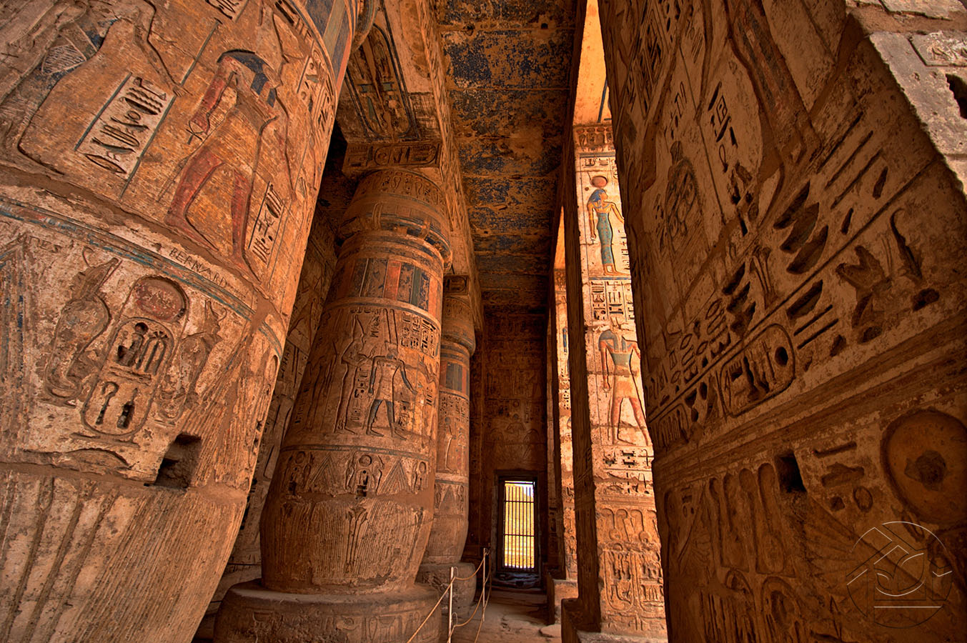 Древний храм Египта