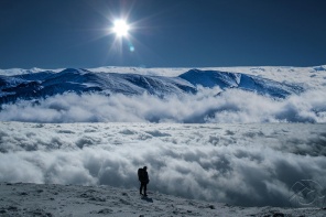Высоко в горах с облаками