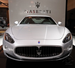 Автомобиль класса Гран Туризмо Maserati