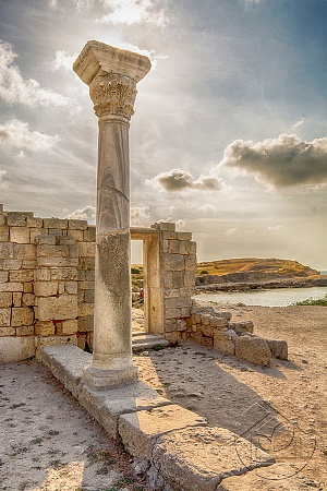 Древнегреческая колонна в Херсонесе