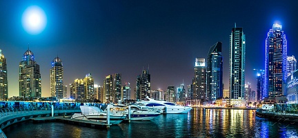 Дубай Марина в ночных огнях