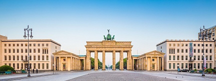 Бранденбургские ворота – знаменитый памятник