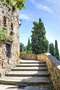 Старинная лестница в Италии